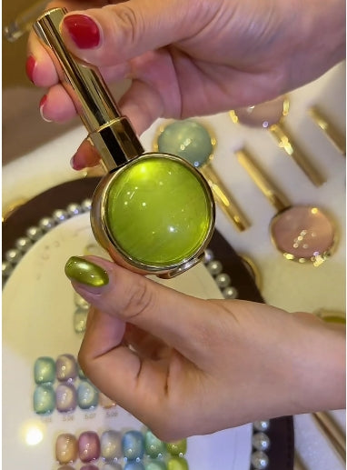 INS Hot Sale New 18 Colors Moonlight Cat Eye Nail Gel Set High Quality Long-Lasting Non-toxic Uv Gel for Salon Wholesale